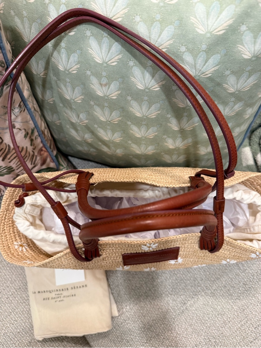 Sezane Justine Basket Bag with Embroidered Flowers - Picture 4 of 16